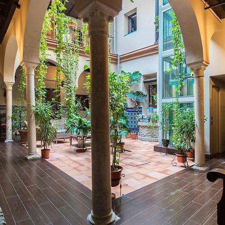 Hotel Patio De Las Cruces Sevilla Kültér fotó