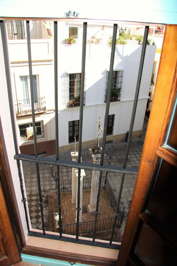 Hotel Patio De Las Cruces Sevilla Kültér fotó